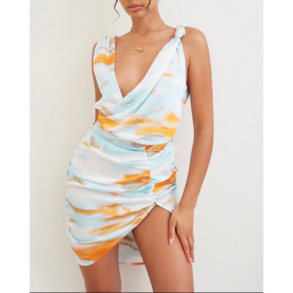Multi Tie Dye Satin Plunge Wrap
Ruched Bodycon Dress